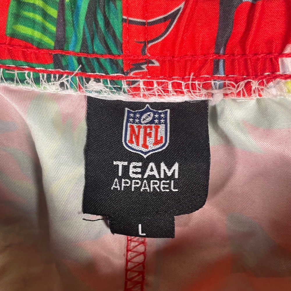 NFL Tampa Bay Buccaneers Mens Tropical Flamingo Swim Trunks Red Large Floral - Picture 4 of 10